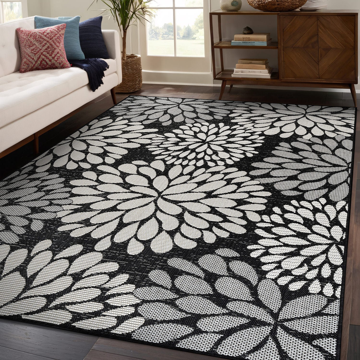 California Dark Gray Floral Indoor Outdoor Rug