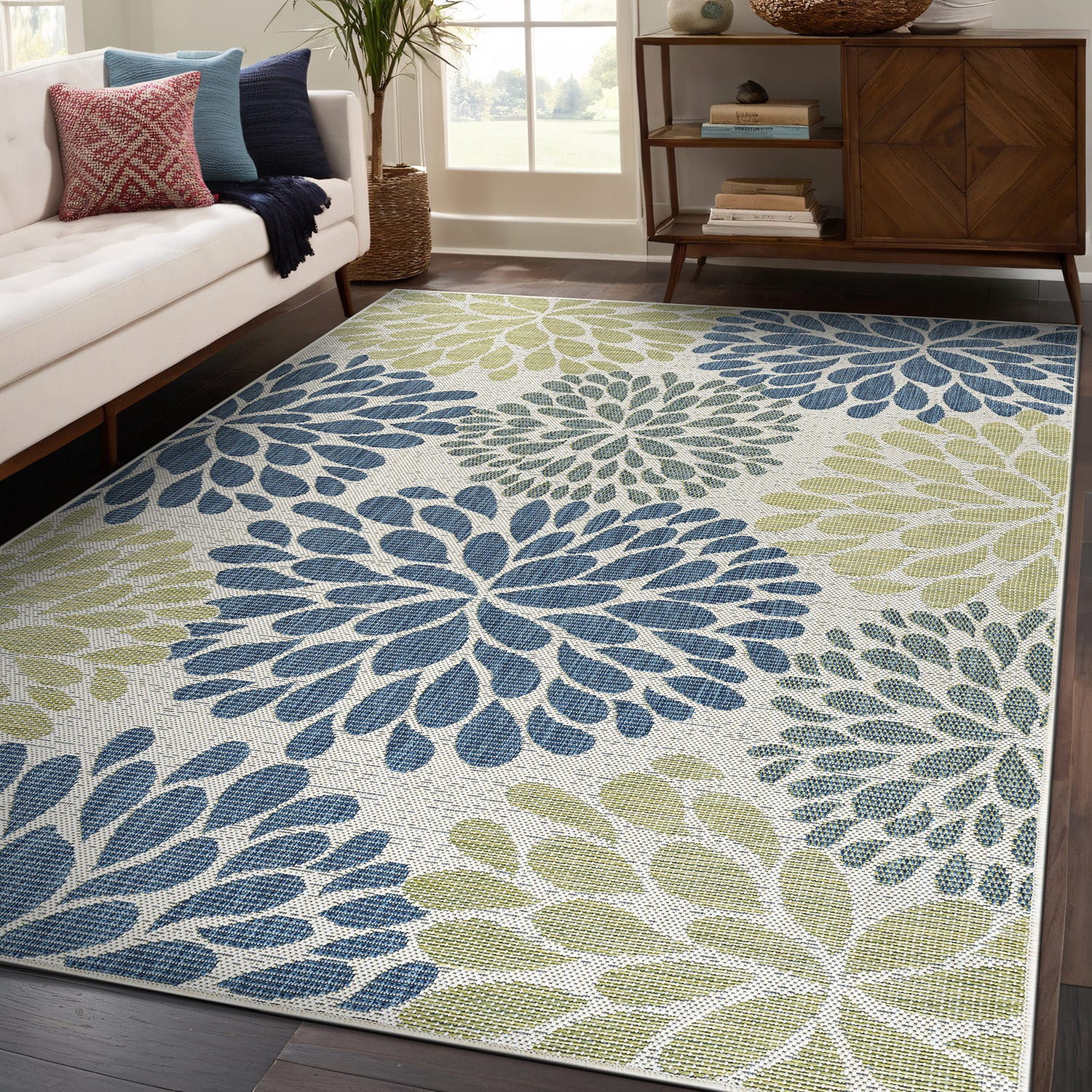 California Olive Floral Indoor Outdoor Rug