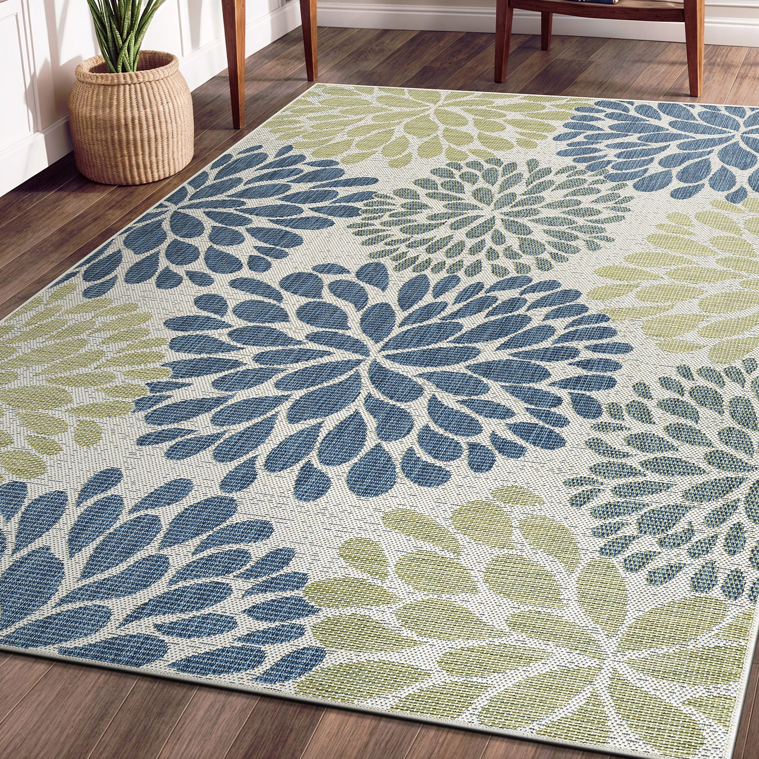 California Olive Floral Indoor Outdoor Rug