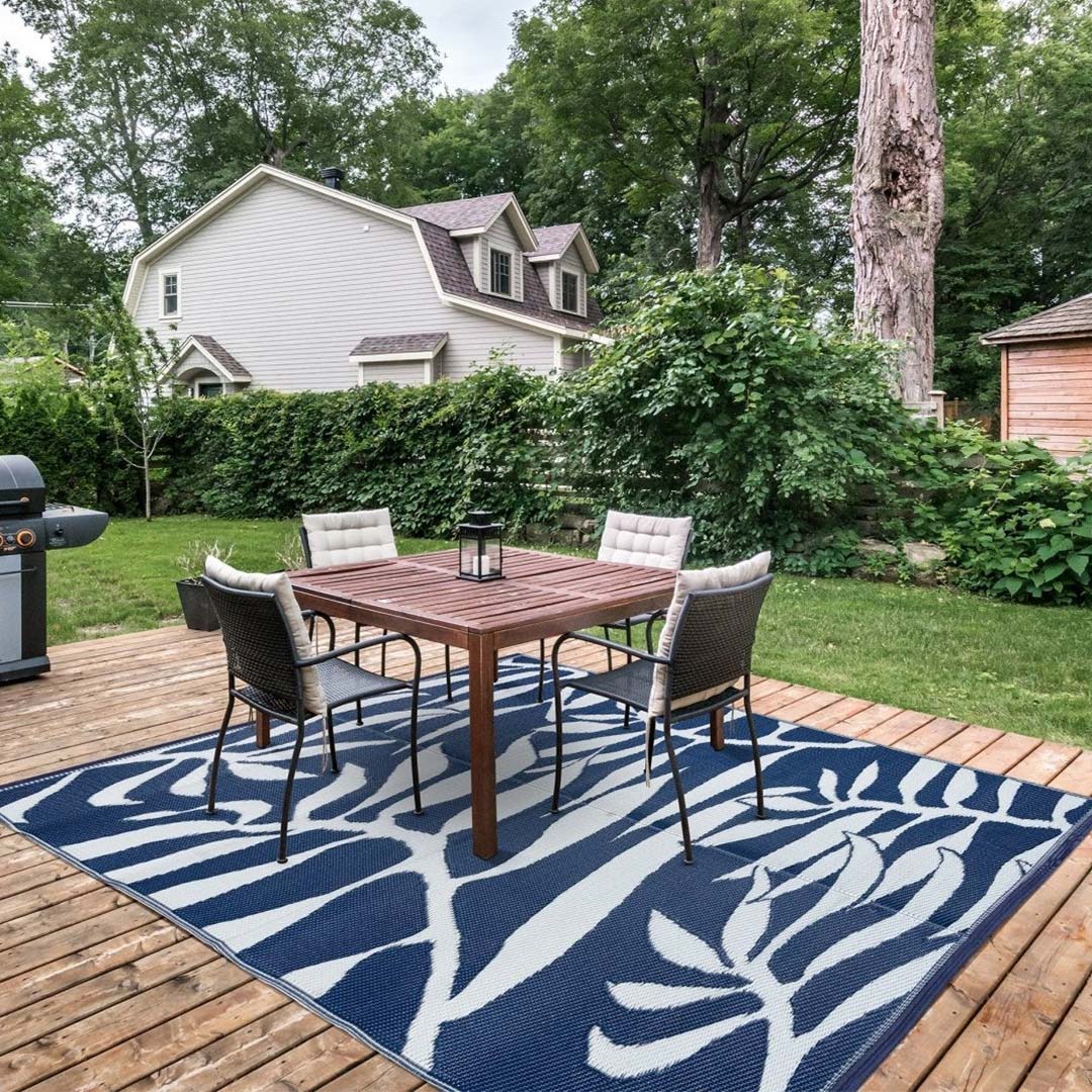 Veranda Blue Floral Leaf Waterproof Plastic Outdoor Area Rug