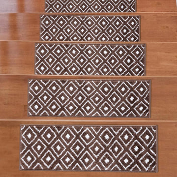 Valencia Brown Trellis Non-Slip Stair Treads Rug-Setof7