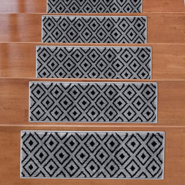 Valencia Dark Gray Trellis Non-Slip Stair Treads Rug-Setof13